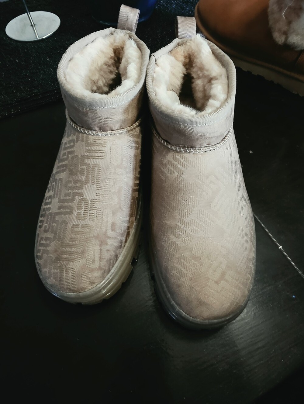 Ugg Classic Ultra Monogram Mini Sz 9